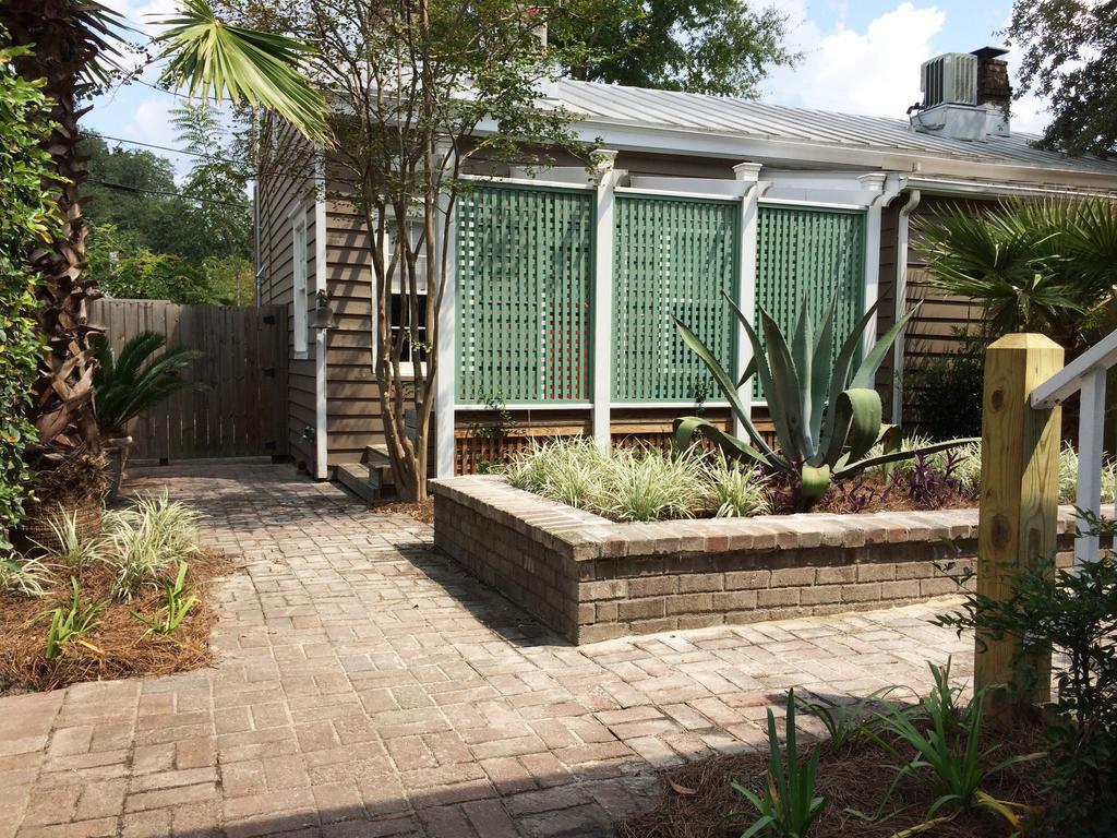 Jingle Bells Square Cottage-Historic District-Bright- Fireplace Savannah Extérieur photo